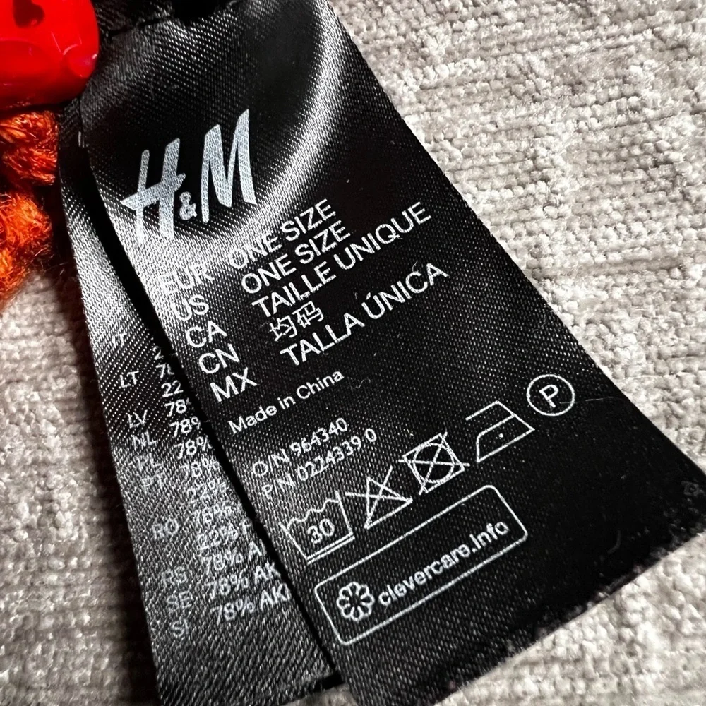 H&M Floral Chunky Knit Ombre Oversized Scarf Mittens Headband